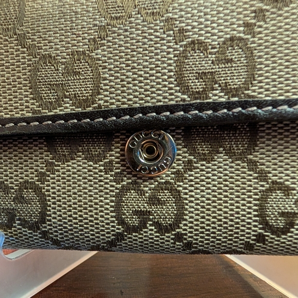 Gucci GG Beige and Brown Canvas Key Holder/Case - Picture 4 of 12